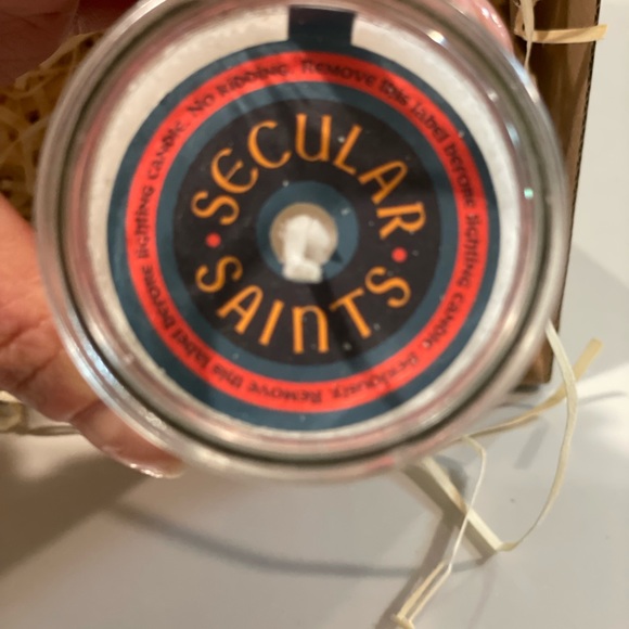 Secular Saints Frida Kahlo Prayer Candle - Picture 4 of 6